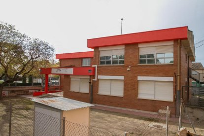 Una imatge actual del Giny, que ocupa les instal·lacions de l'antiga Escola Sant Bernat Calbó.