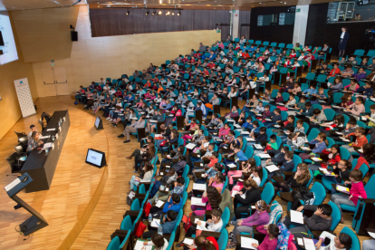 Alumnes de l'Aura participaran en la 4a. edició de l'activitat Investiga amb RecerCaixa!