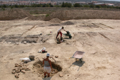 Vista dels treballs d'excavació arqueològica de l'any 2005.