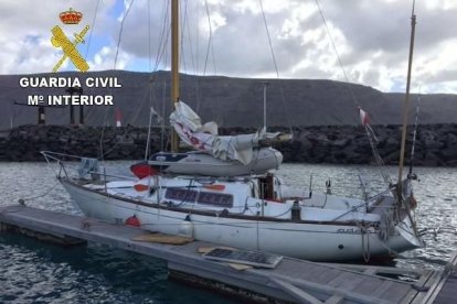 Embarcación en la cual llegó la menor en las Islas Canarias procedente de Cádiz.