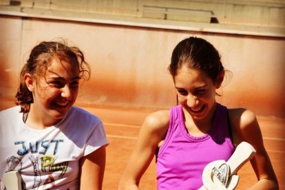 Las dos tenistas después de haber conseguido la victoria.