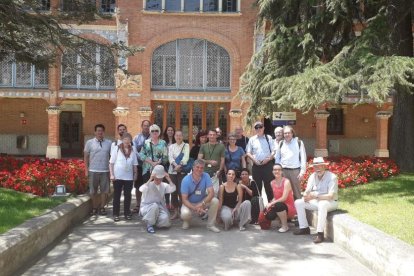 El grup i Bugueras, ahir a l'Institut Pere Mata, a Reus.