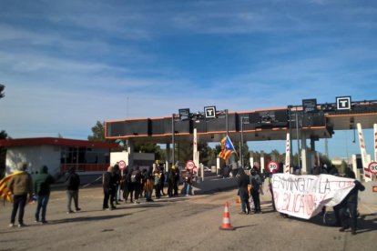 El CDR també ha tallat el peatge de l'AP-7 a l'Hospitalet de l'Infant