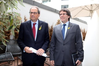 Imatge d'arxiu de Quim Torra i Carles Puigdemont a Berlín.