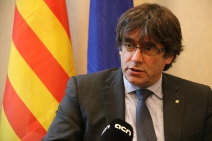 El president Puigdemont conversa amb l'ACN el 10 de novembre del 2017.