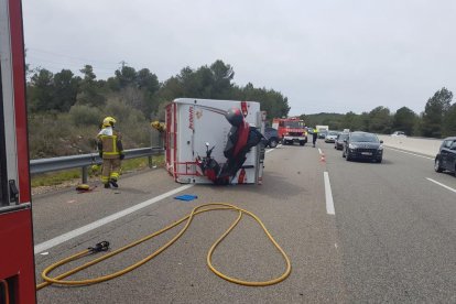 El accidente no ha provocado a ningún herido.