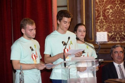 Els tres joves pregoners de la Santa Tecla 2016.