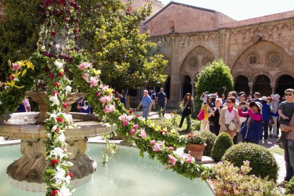 Centenars de tarragonins participen en la festa del Corpus