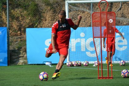 El central, entrenant al Nou Estadi.