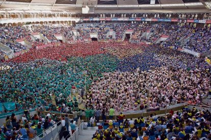 La diada de diumenge congrega les dotze millors colles del moment, que omplen de camises l'arena de la Tarraco Arena Plaça (TAP).