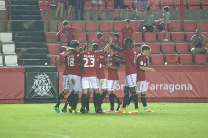 Els jugadors del Nàstic volen tornar a celebrar triomfs.