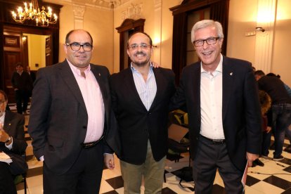 Prats, Fernández y Ballesteros este lunes durante la presentación de la remodelación del cartapacio.