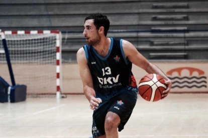 Daniel Tugores, con la camiseta de su último equipo.