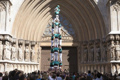 3de8 dels Castellers de Sant Pere i Sant Pau al Pla de la Seu.