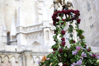 Una imagen de 'L'Ou com Balla', en el claustro de la Catedral.