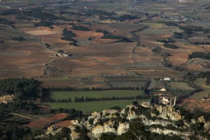 Una de les excursionistes ferides es va accidentar quan pujava al Castell de Prenafeta.