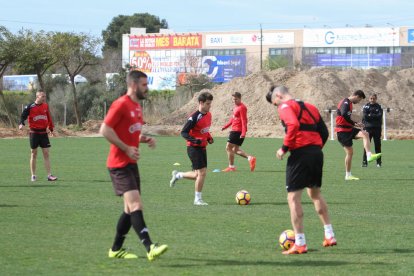 El partido en Tenerife despide para el CF Reus, a pesar de que sólo de momento, las citas con oponentes de 'play-off'.