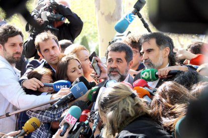 Imatge d'arxiu del president de l'ANC, Jordi Sànchez, atenent els mitjans de comunicació.