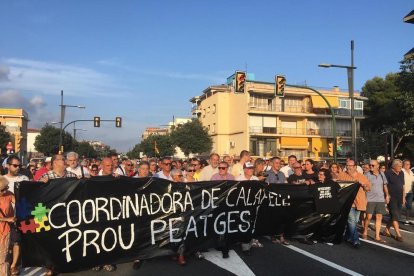 La protesta cambia de escenario para no perjudicar los conductores de la C-31.