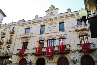 Imagen de archivo de la fachada del Ayuntamiento de Valls.