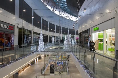 La segunda planta del Centre Comercial La Fira donde se ubicarán los nuevos cines.