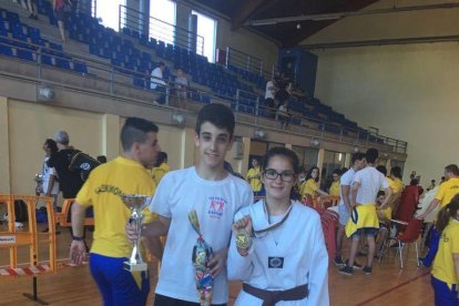 Aaron Marcos i Ana López van aconseguir medalla d'or i de bronze respectivament.