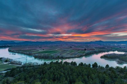 El Patronat de Turisme de la Diputació a les Terres de l'Ebre i l'Agència Catalana de Turisme van reunir a la capital francesa 150 professionals.