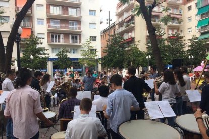 El Grupo de Metales y el Grupo de Percusión de Grado Profesional han realizado un concierto en la plaza Vergaduer de Tarragona.