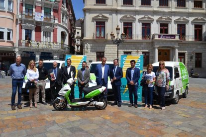 La iniciativa pretén donar a conèixer les possibilitats i els avenços tecnològics dels vehicles amb energies alternatives al carburant fòssil.