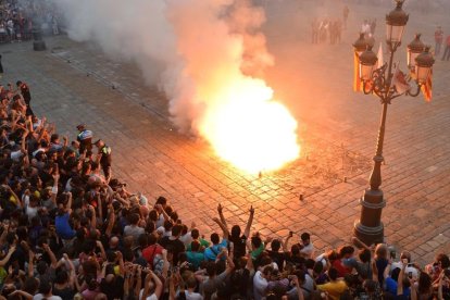 La primera tronada de Sant Pere 2017 ha donat el tret de sortida a la festa.