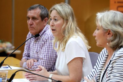 Neus Munté va realitzar la seva conferència davant d'una Aula Magna plena a vessar.