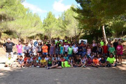 Fotografia de família dels participants a la jornada.