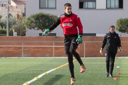 Imagen de archivo del portero Edgar Badia en un entrenamiento de la temporada 2016-2017, en la que estuvo la Zamora.