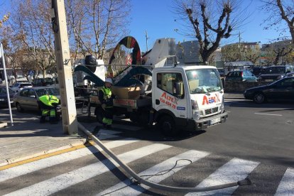 Un fanal caigut a Calafell.