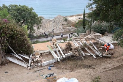 Alguns dels desperfectes causats pel temporal a Tarragona.