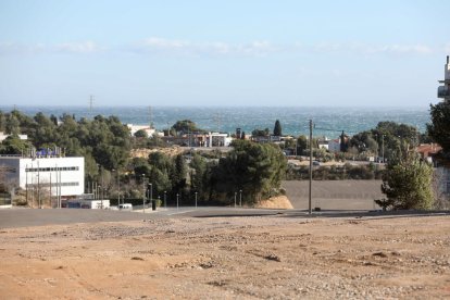 Así ha quedado el trazado de la antigua autovía A-7 a su paso por Tarragona. Ahora, se podrá aparcar los días de partido.