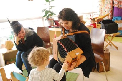 Niños en un taller de música del curso pasado.