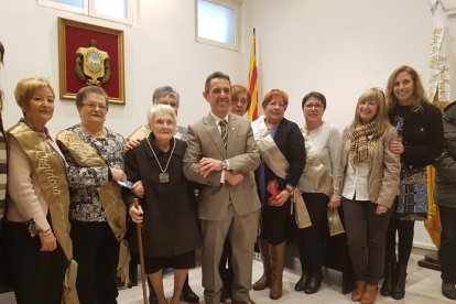 Pepita Pedret, una àvia de Móra la Nova que ha arribat a l'edat de 100 anys.