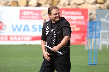 Edu Vílchez, entrenant amb el primer equip del Nàstic.