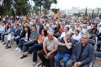 Els dirigents d'ERC van estar acompanyats per prop de set-centes persones, ahir al Camp de Mart.