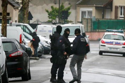 Agentes de las Fuerzas de Seguridad de Bélgica en un momento de la operación.