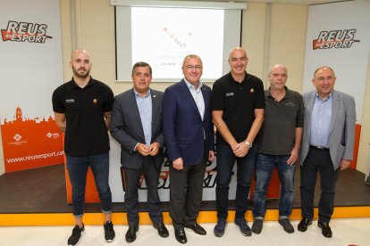 Representants polítics, del Reus Deportiu i de la federació.