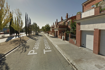 L'incendi es va produir en un habitatge del passeig President Tarradelles.