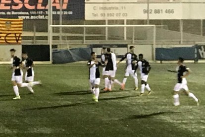 El Nàstic celebra el primer gol.