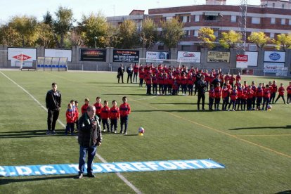 Els futbolistes han anat desfilant pel camp tarragoní.