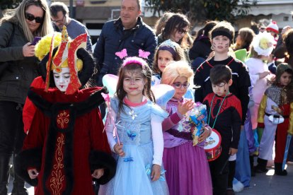 Algun dels infants que han participat a la desfilada