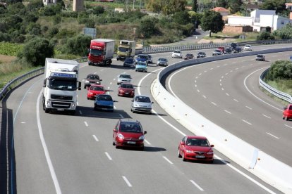 Imagen de la autopista AP-7 a su paso por el Vendrell.