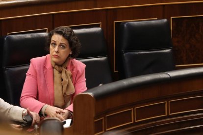 Magdalena Valerio durante el pleno del Congreso.