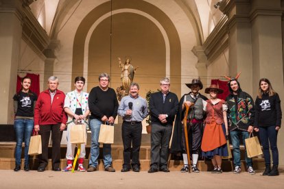 Totes les entitats participants a la 1a Mostra de Balls Parlats de la Catalunya Nord.