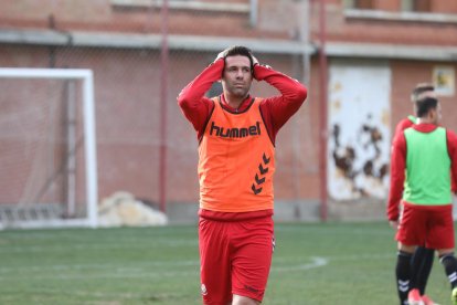 César Arzo, durant un entrenament amb el Nàstic a principis del mes de febrer.